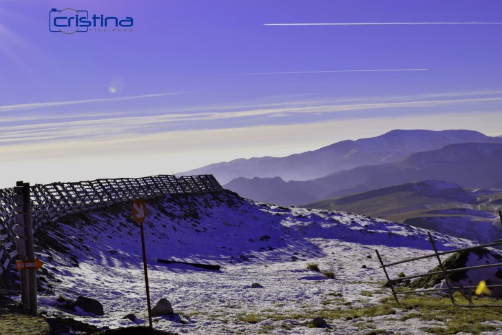 Peisaj munte cu zapada